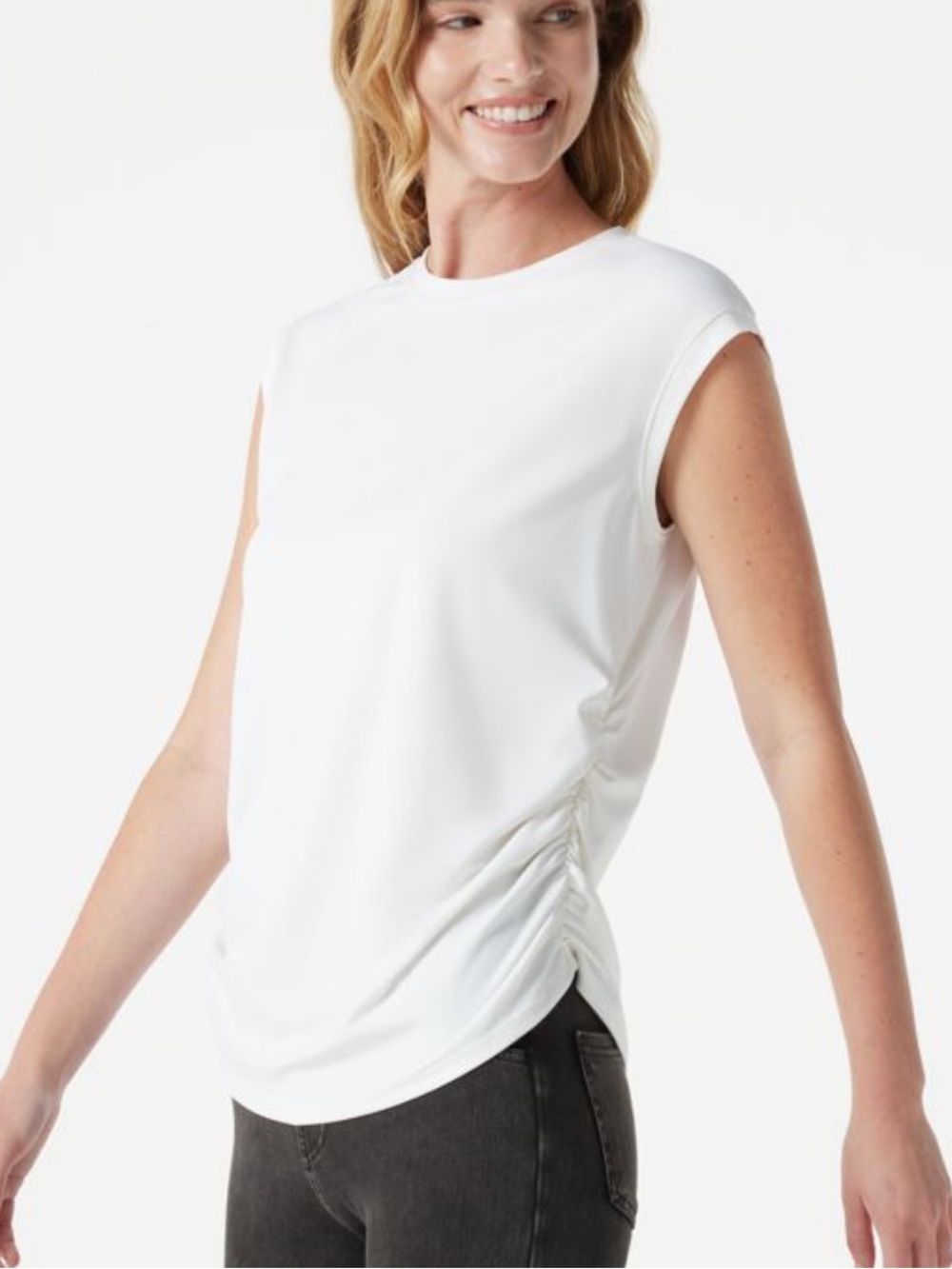 Halara White Stretchy Ruched Sides Sleeveless Tee